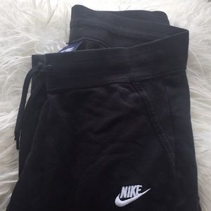 Pants (Fits like a small)